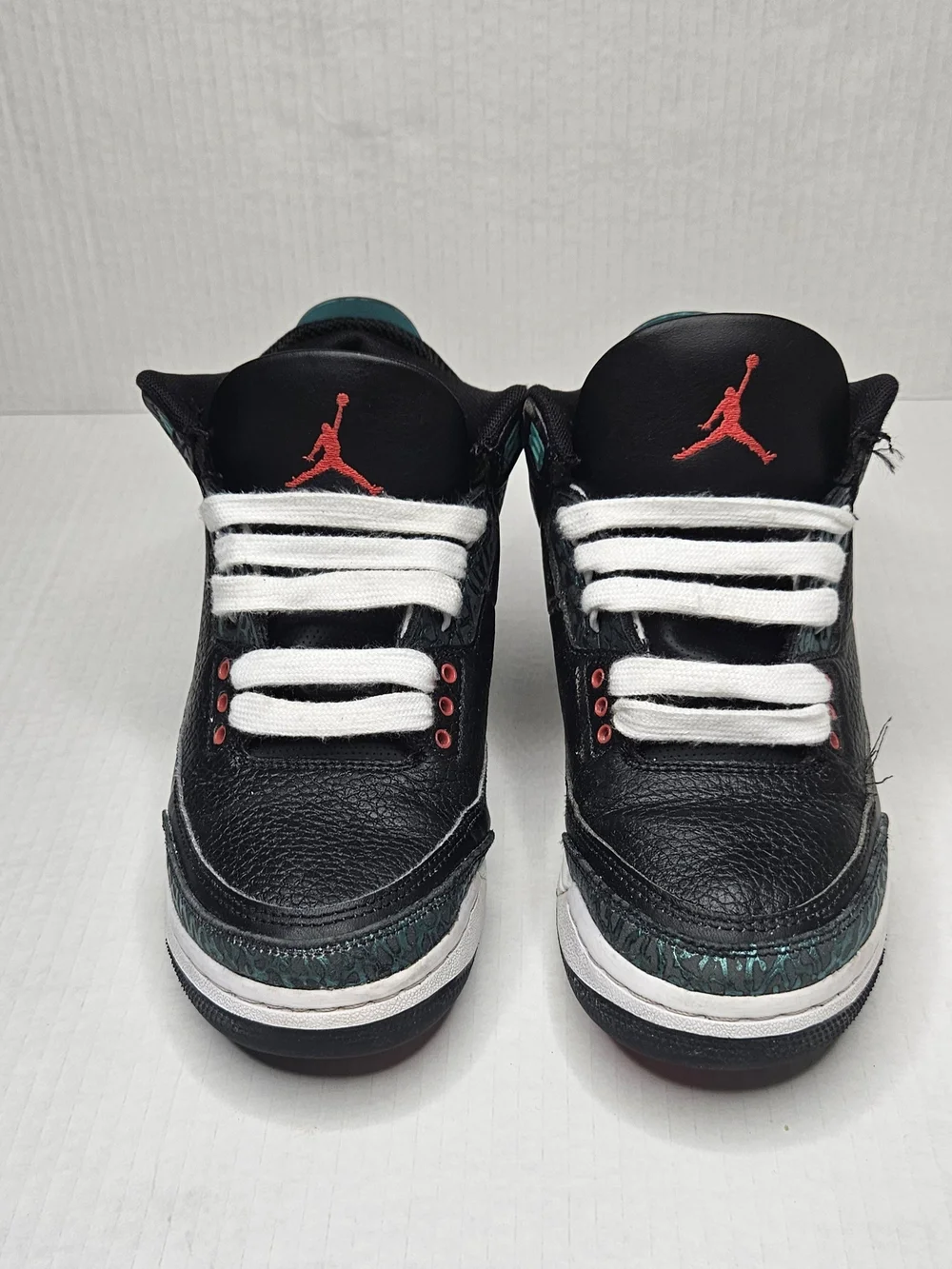 Nike Air Jordan 3 Retro 